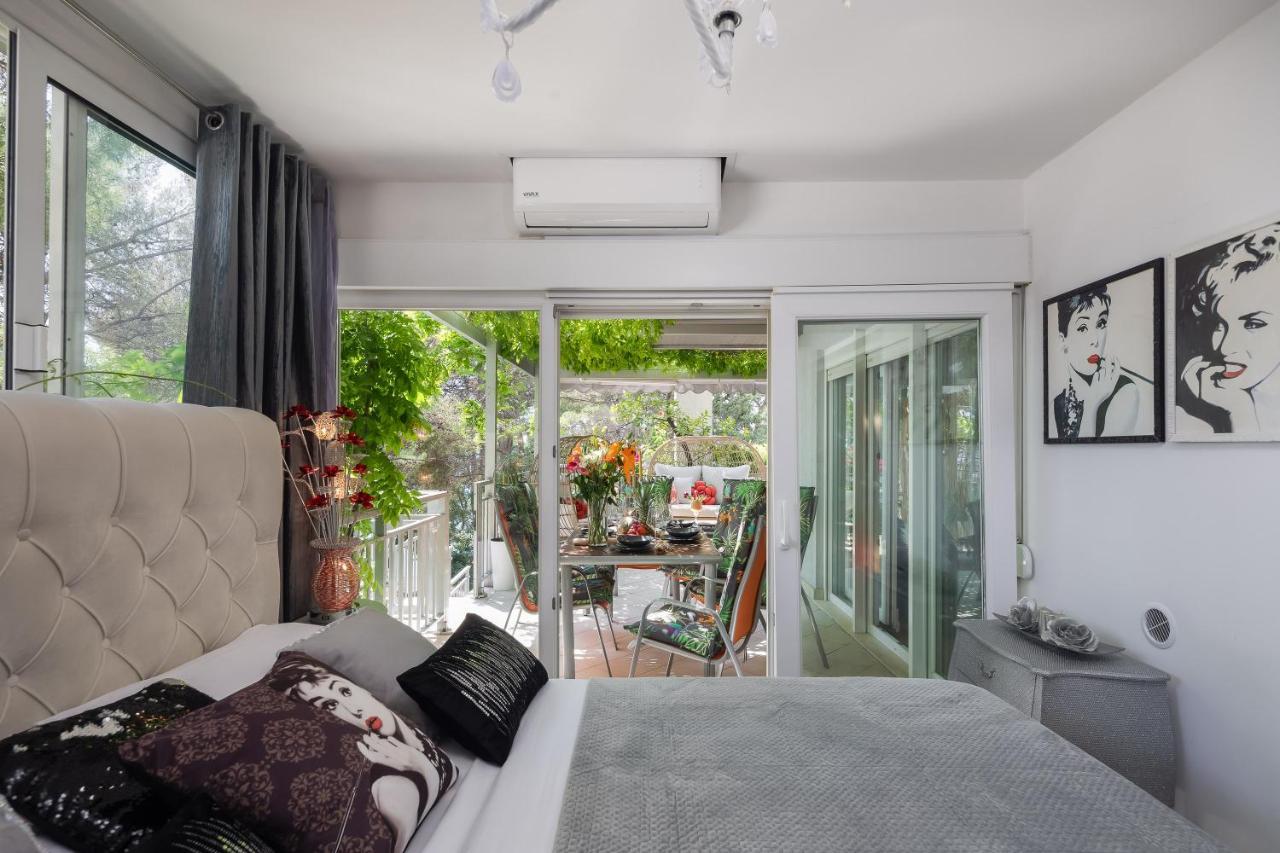 Beachfront Apartment Romilda Макарска Экстерьер фото