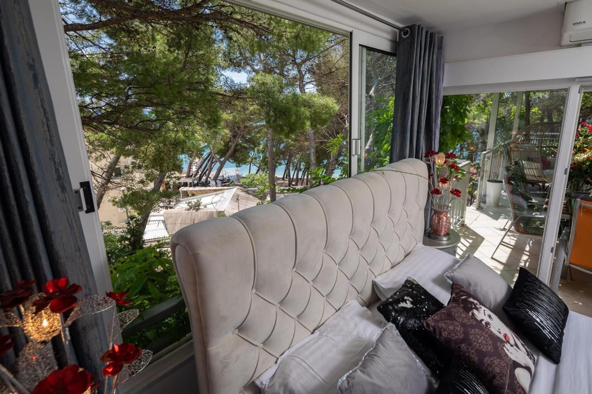 Beachfront Apartment Romilda Макарска Экстерьер фото